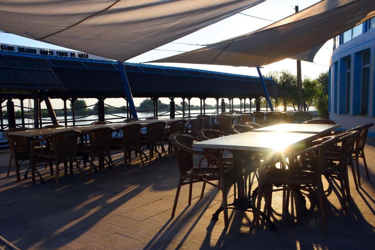 Hotel Sunrise Crișan Eksteriør billede