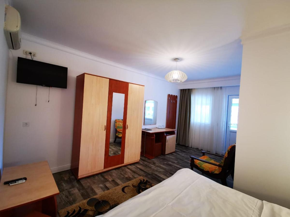 Hotel Sunrise Crișan Eksteriør billede
