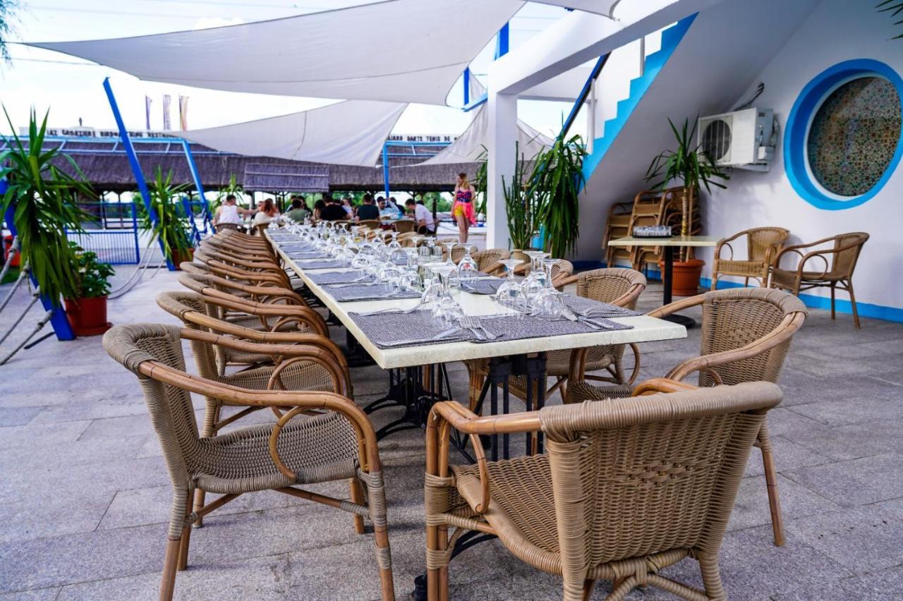 Hotel Sunrise Crișan Eksteriør billede